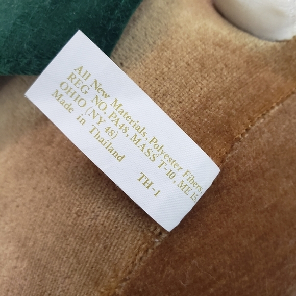 Vintage Velveteen Rabbit 12 Inch Velvet Stuffed Animal Toys R Us 1985 Green Coat - Picture 9 of 10